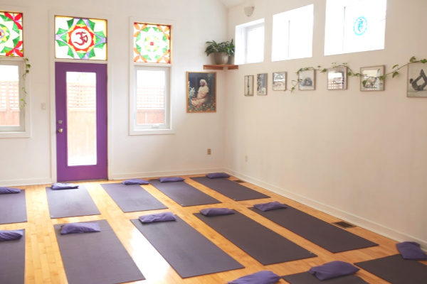Yoga Hall - Sivananda Yoga Centre Toronto