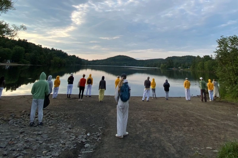 Sivananda-Yoga-Canada-2601-107-800×533